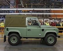 Last of the Current Land Rover Defenders is Built in Solihull